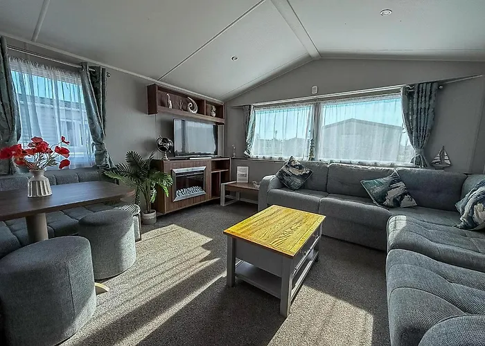 Luxury Caravan With Decking And Wifi At Haven Golden Sands Ref 63069Rc