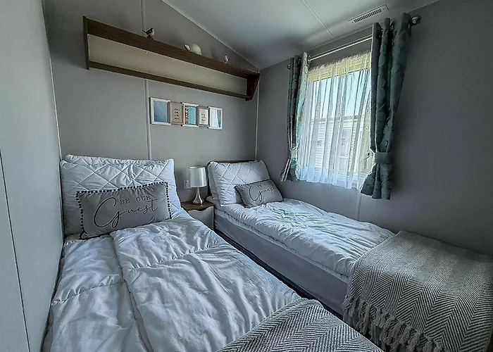 Luxury Caravan With Decking And Wifi At Haven Golden Sands Ref 63069Rc