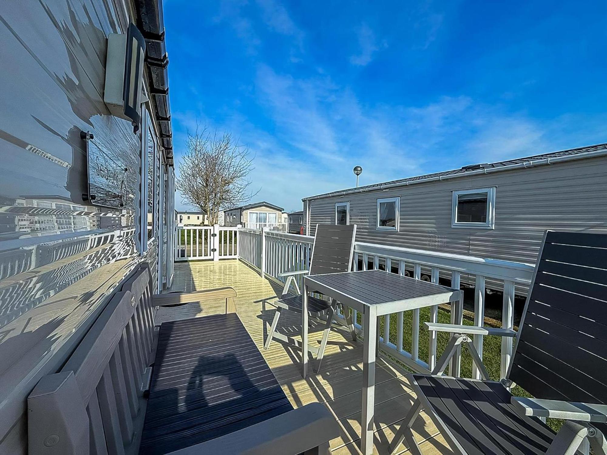 Campsite Luxury Caravan With Decking And Wifi At Haven Golden Sands Ref 63069rc Mablethorpe